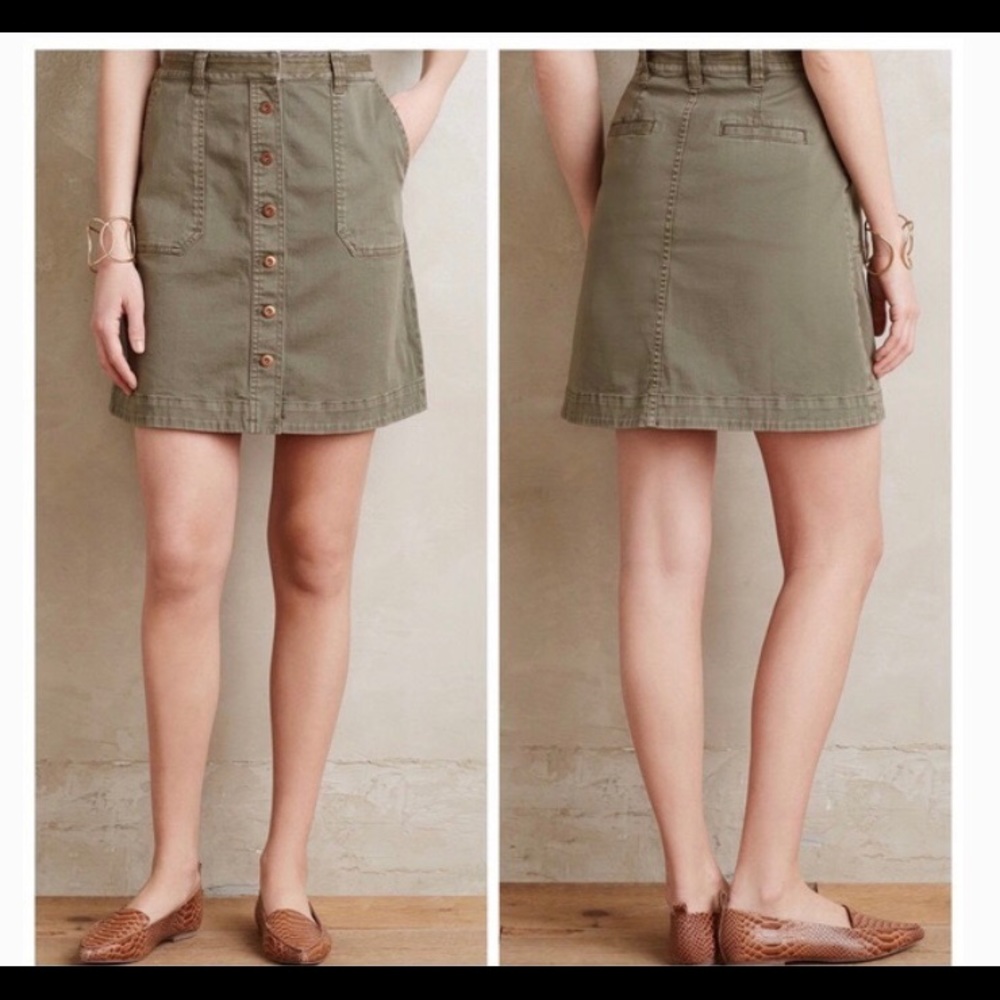 ANTHROPOLOGIE: Green safari mini skirt